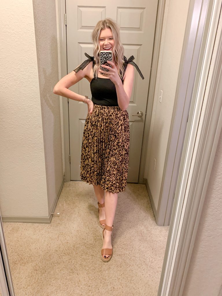 how to style a skirt