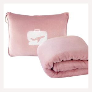 2-in-1 travel blanket & pillow